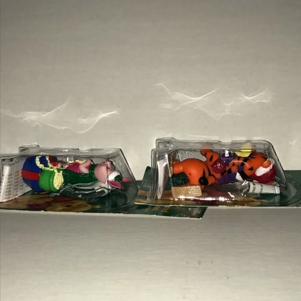 Santa’s Best Disney EZ Light‎ Illuminated Ornament, Piglet, Tigger
